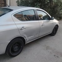 نيسان صني ٢٠١٧ بليته الزركه مكفوله كفاله عامه بيه فقط البارد بلباب الخ...