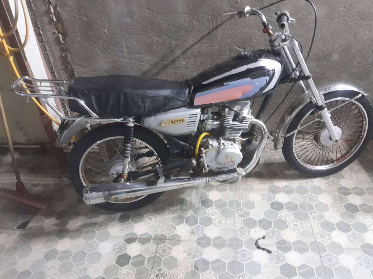 سلام عليكم دراجه للبيع تايكر موديل 19كلك مكفوله محركه لا تبخير لا تنقيص سعر 250وبيه مجال مكاني عفج رقمي***********بيه وتساب
