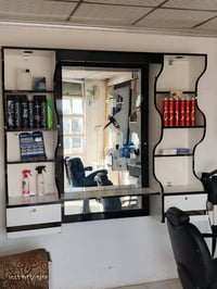 للبيع • قيموها • قابل للنقاش