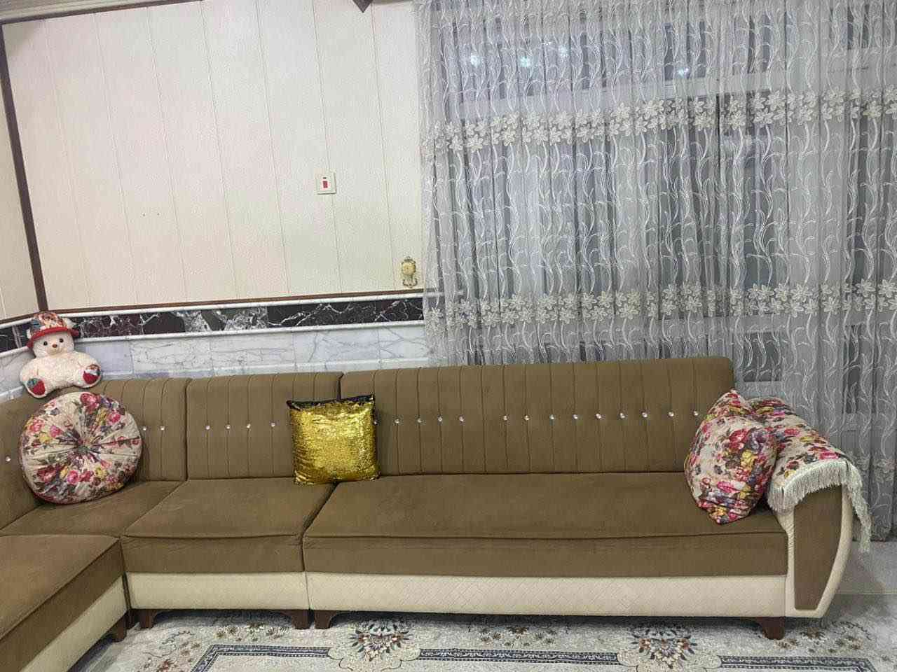 تاقمی قەنەفەی ئەسلی دیوان لەگەل  تاقمی تەپلەکی چوار دانەیی … *********** سلێمانی السليمانية, العراق
