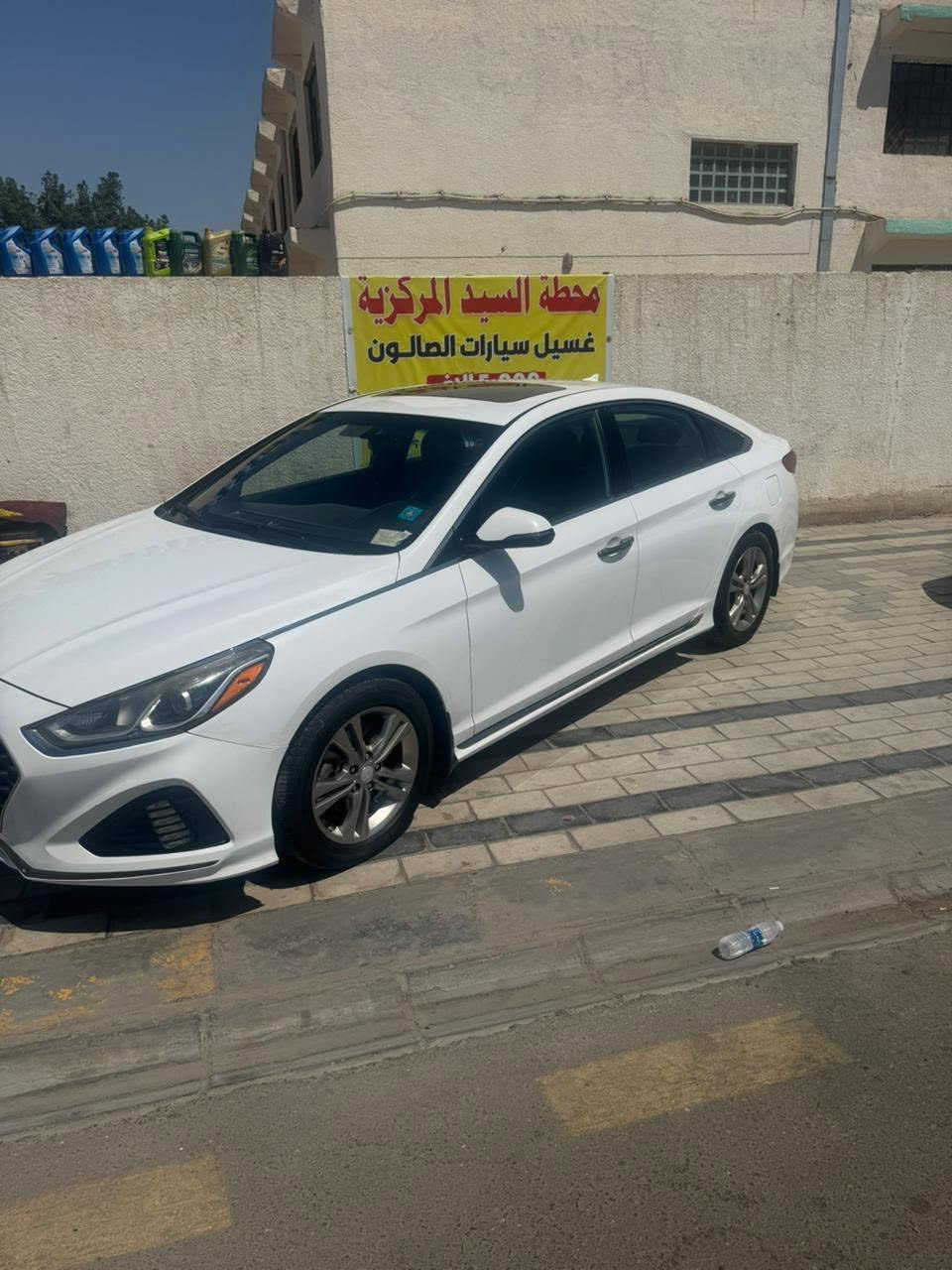 السلام عليكم أخوان سوناتا 2018(بيع فقط) وارد امريكي بيه اربع قطع صبغ فقط ماشيه 140حقيقي بأسمي تحويل ثاني يوم السياره بلواقع احله من الصور مكانه نجف كوفه السعر(127)وقابل للتفاوض للأستفسار ***********
