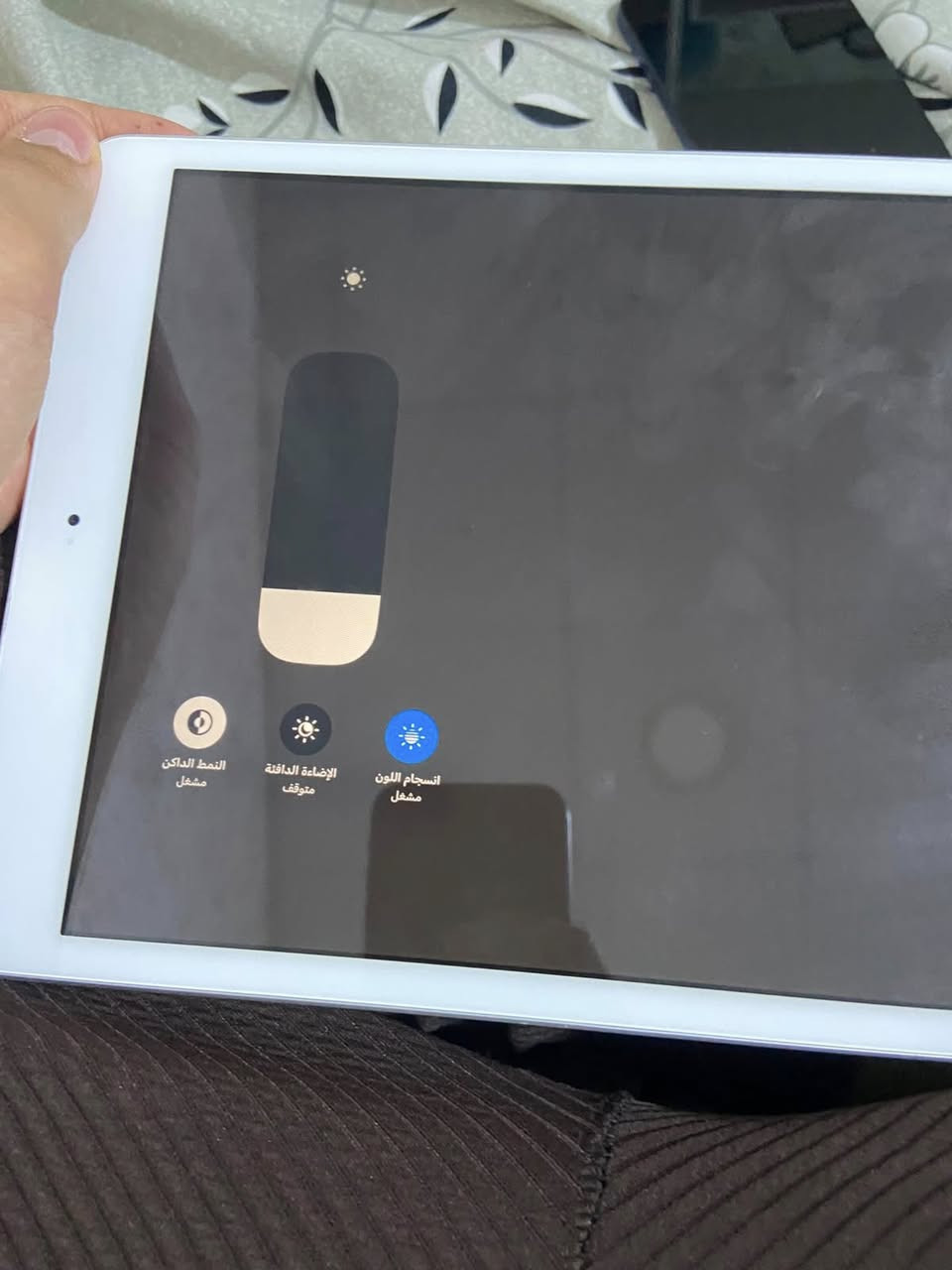 ايباد سبعه للبيع ذاكره128 مفيد للببجي والدراسه  هاذ رقمي ***********سعره 130الف وعدي توصيل
