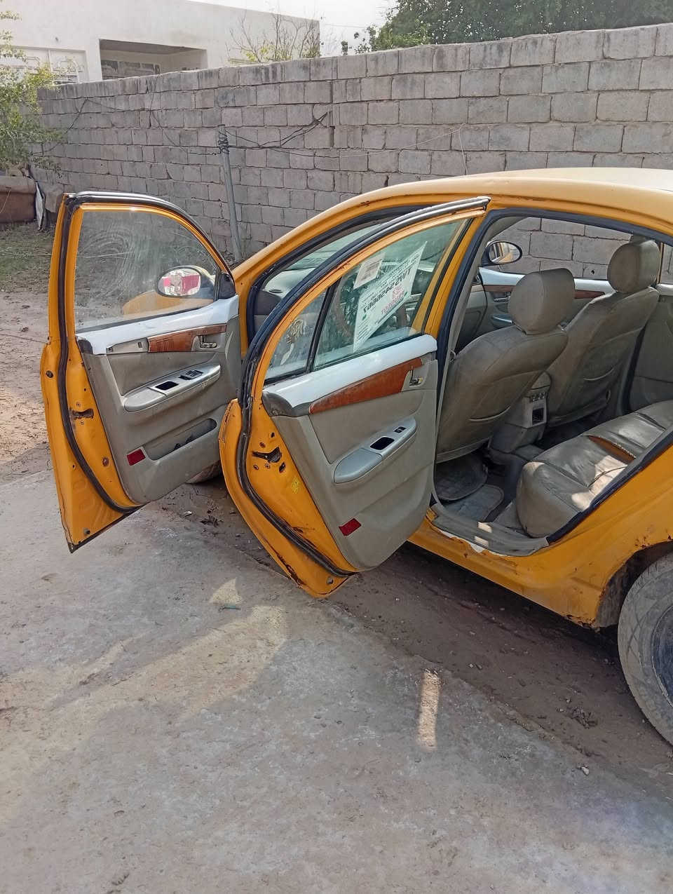 السلام عليكم ليفان للبيع مديل 11 جاهزه كير ومحرك جديد رقم بغداد احمر سنويه عضم عاج  مالك بلديوانيه ماواصله حداديه نضيفه غرفه جلد على اللبلاد كهربائيات شغاله مكاني بابل السياحي السعر 14 التفاصيل على *********** او مراوس بوبل
