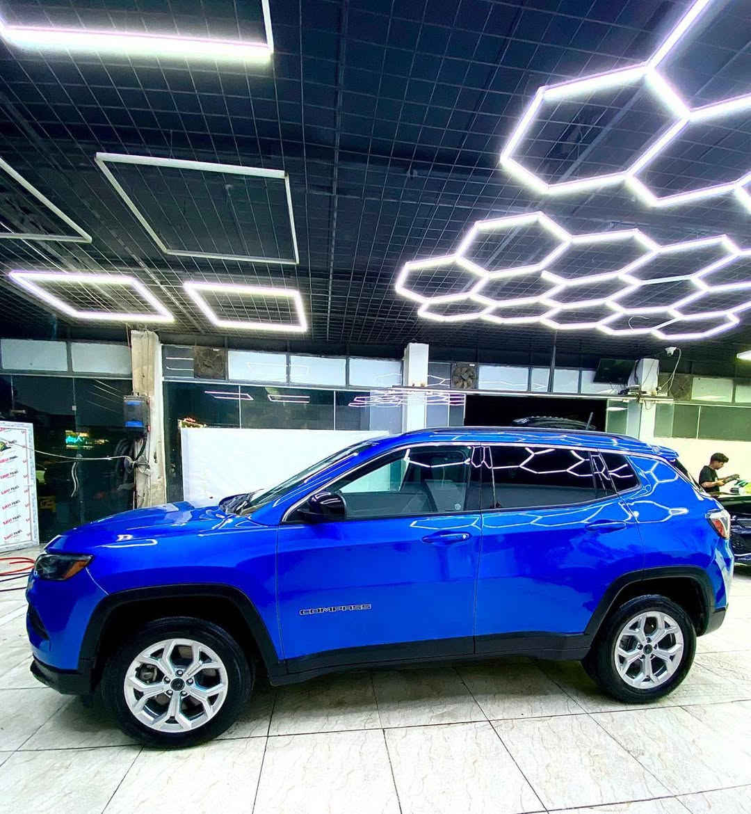 بلاش بلاش بلاش بلاش
جيب كمبارس 2025
بصمه تشغيل عن بعد
الابواب بصمه 
ويل كب 
بلاجكتور 
كشنات هيتر 
ستيرن هيتر 
شاشه كبير 
كشن جلد و مخمل
دبل اكسل اربع  نضام
Auto 
Snow
Sand
Mud
تبريد مناخين وقطعتين
اتو ستوپ
بريك بصمه 
Usb 
Aux
Bt
تحكمات سترين فول 
تحديد سرعه 
ماشيه ٦الف وقابل للزيادة
سعر  140 $$
الحادث بنيد صبغ 
 صور الحادث مرفقه مع الصور
مكان السياره بغداد 
***********
بيع سريع سريع سريع
