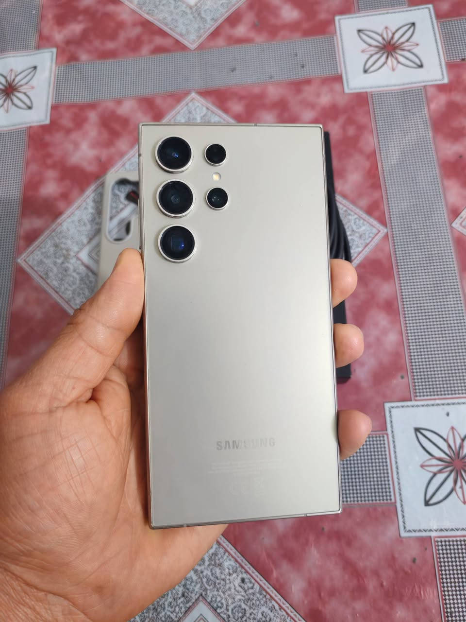 اس 24 الترا ذاكره 256 رام 12 اصلي شرق أوسط 2 سيمكرت نضيف مامفتوح كامل ملحقات. فقط مغير قلم
مكان مدينه الصدر ماكو توصل:: 825


**إذا كنت صاحب هذا الإعلان وتريد حذفه لأي سبب، رجاءا أرسل رسالة إلى الدعم الفني**