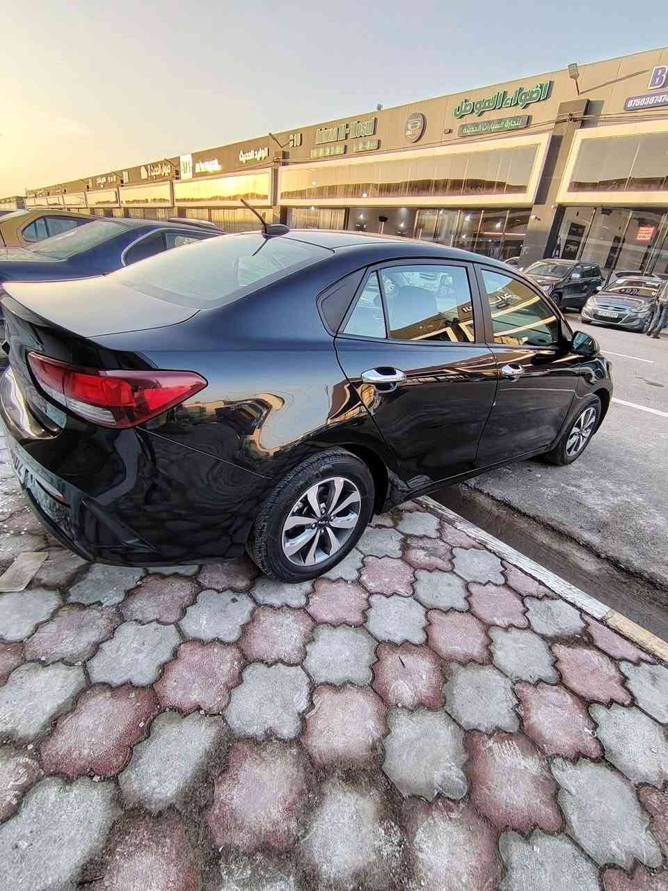 السلام عليكم 

كيا ريو 2023( كلين) صبغ دعامية فقط 
فول مواصفات 
ماشية 40 الف كيلو وليس ميل
رادار 
تحديد مسار 
توقف ذاتي 
بصمة تشغيل 
تنبيه مقود 
صندوق ذكي 
تحكمات استيرن 
لايت زينون
 
 صور الضرر بالمنشور  
السونار مرفق مع الصور

السعر "-140 وبيها مجال 
مكان السيارة :- الموصل 

للتواصل:- 
 *********** 
***********
