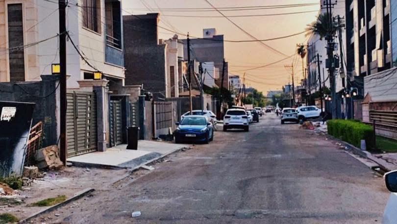 ✅قطعة أرض للبيع في الكرادة✅
📍العنوان : الكرادة  (ساحة الواثق شارع شركة ميتسوبيشي )

▪️المساحة : 345 متر 

▪️الواجهة : 11،5  متر 

⭕️ موقع مميز ⭕️

☎️ للاستفسار الاتصال على الارقام التالية :

 ***********📲 *********** 📲***********

 📍عنوان الشركة : 🟢 الكرادة داخل 🟢  شارع العطار 🟢

🏢 شركة عصر حمورابي للاستثمار والتطوير العقاري 🏢

©️الشركة مجازة رسمياً©️

🔹نستقبل جميع العروض والطلبات التجارية والسكنية🔹
