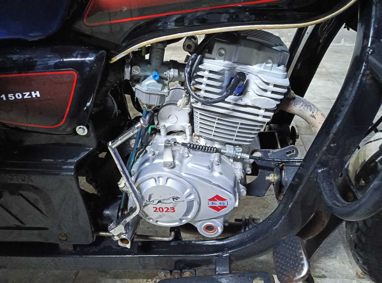 سلام عليكم ستوتا للبيع موديل 23 اوراق أصولي بلال مكفوله عنوان حله نادر الثانيه شارع الخدمي مقابيل حي الصناعي الرقم ***********
