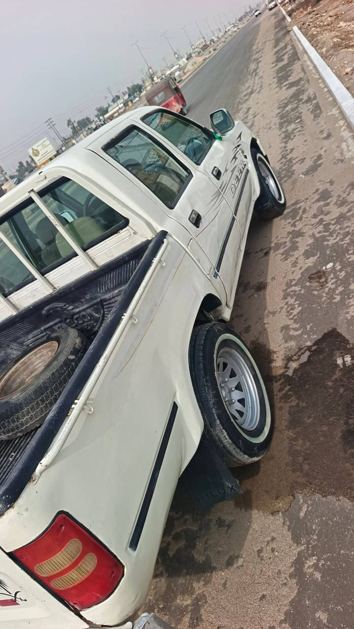 دير موديل 2006 السياره جاهزه 
مكينه كير  تخم تاير  رقم بابل  وسنويه جديده تحويل الثاني اليوم مكفوله من ضربه وتبديل 
السعر 41وبيه مجال 
***********
