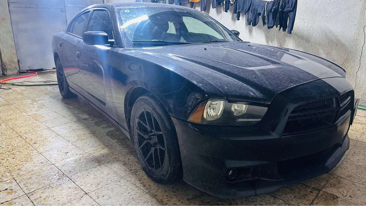 جارجر مديل 12 بيه جاملغ مبدل وبنيد وثاني تقسيم ولغود شواصي مكفولات سياره جديده ما مشتغله خط رقم بغداد شرط التحويل  قطره خياس مابيه  رقم راعي السياره انه مكلف بلنشر *********** مكان بصره  اتصال واتساب انه مكلف بنشر البصرة, العراق
