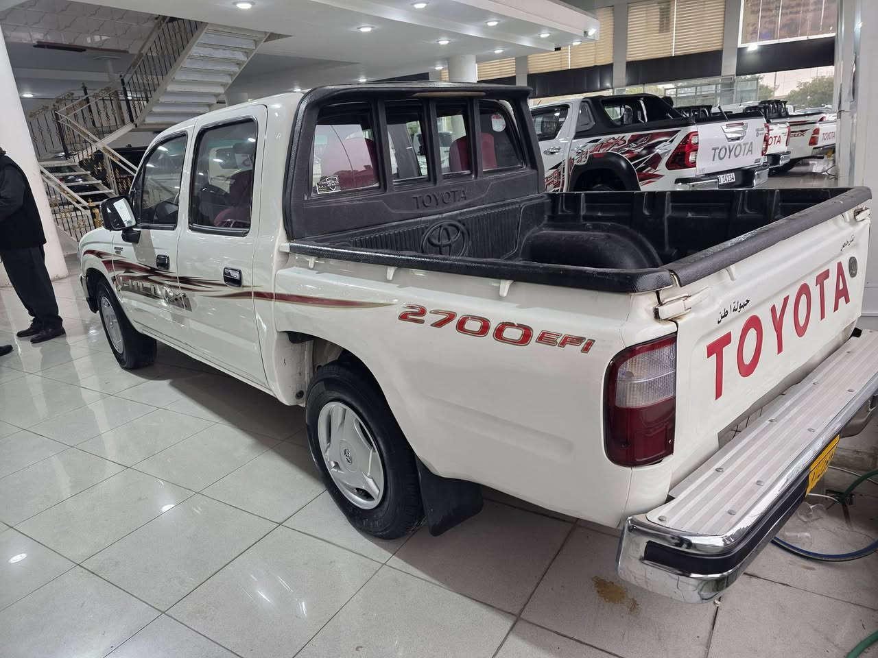 سلام علیک جمرە2005 رقم اربیل بسمی
تبرید تدفئە جام کهرباء کشن منفصل
JLXفول
محرک شریکە مامفتوح 
بیە سبغ باب‌بودی باقی مکفول
مکانی سلیمانیە کلار ترید خابر
سعر  145بیە مجال
***********
