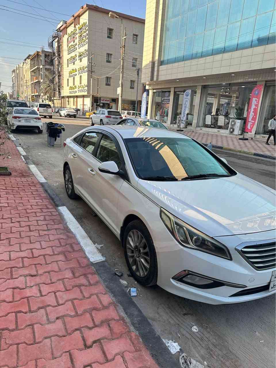 سوناتا 17 خليجي رقم اربيل 
مكان السياره بصره
سياره حلوه ونضيفه بدون حادث 
عدا بارد بالجاملق الخلفي الايمن فوق التاير والجاملق الثاني كد شبر هم بارد الباقي كله نضيف
سياره مال جناي  من دوام للبيت 
مكينه  دوش 2400 مكفوله وكير وتبريد  نضاف للاخير
حداده جديده و دعاميات جديده امامي وخلفي 
ماشيه 167 الف
سنويه السياره مخلصه 
سعر 150 $ بيه مجال حق الجيه 
*********** البصرة, العراق
