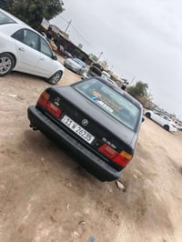 بي ام دبليو 525i • اوتوماتيك • محرك وجير ضمان