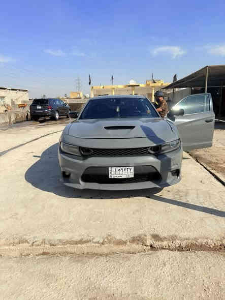 سلام عليكم جارجر 19 ‏بها باب سبغ ‏و ‏بنيد تبديل بدون إرباك سيارة جديدة فول مواصفات ما عدد فتحة رقم بغداد السيارة جديدة استخدام شخصي  /￼***********
