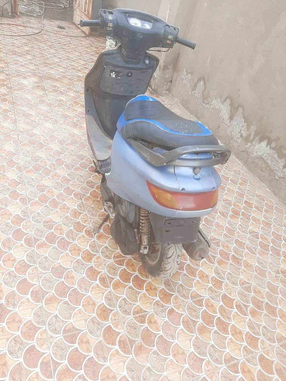 دراجه فراشه مفتوحه  المكان الديوانيه قضاء سومر السعر 300 وبيها مجال


**إذا كنت صاحب هذا الإعلان وتريد حذفه لأي سبب، رجاءا أرسل رسالة إلى الدعم الفني**