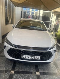 BYD KIN PLAS الغنيه عن التعريف  ماشيه3000  بحالة الوكالة  ✔️ مرقمة بغد...