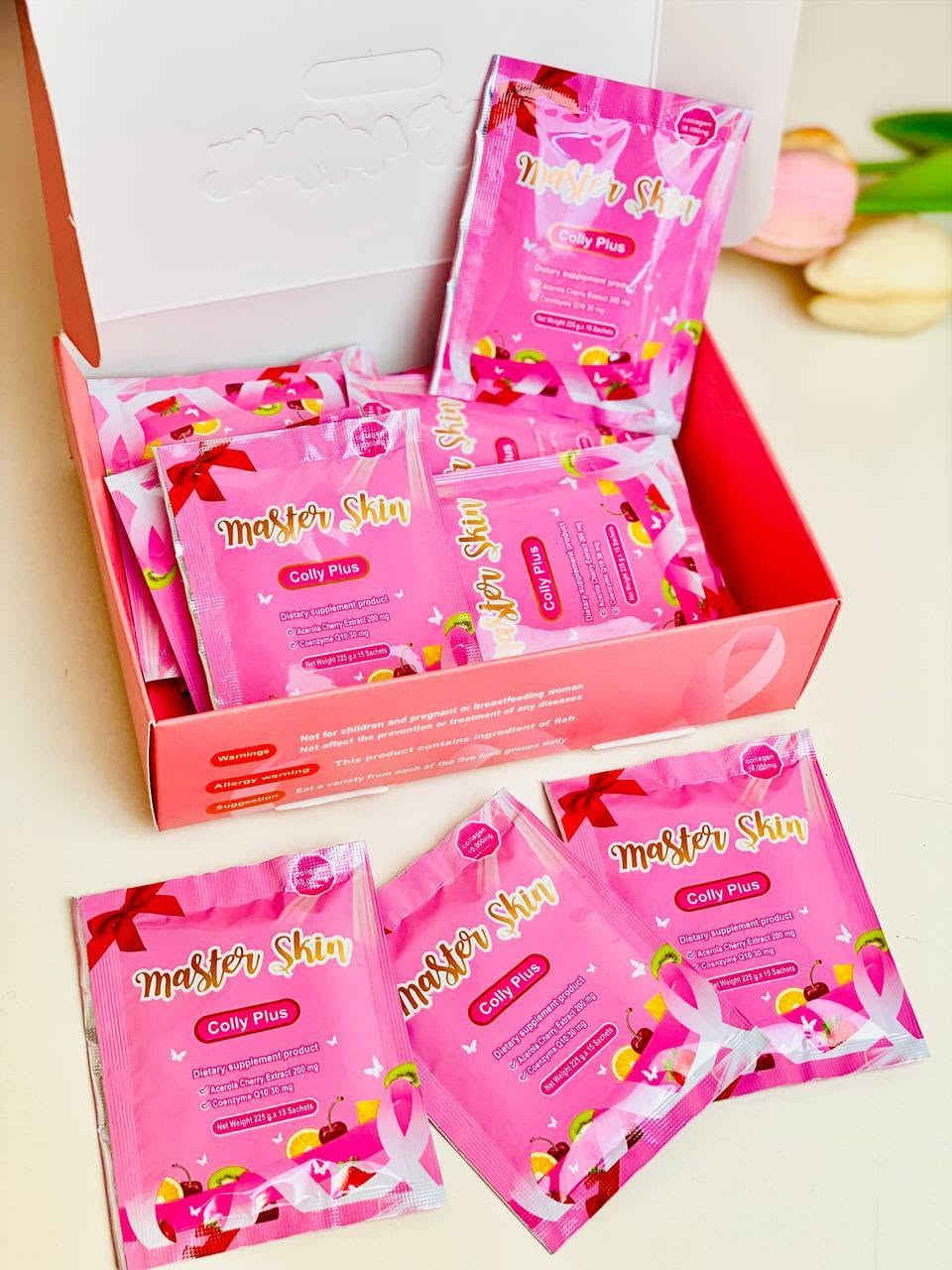شراب الكولاجين التايلندي Mister Skin Colly Plus 🍓✨

✔️ غني بالكولاجين البحري + فيتامين C + النياسيناميد
✔️ يساعد على تفتيح البشرة وتوحيد لونها
✔️ يعزز مرونة الجلد ويقلل من ظهور التجاعيد والخطوط
✔️ يمنح البشرة إشراقة ونضارة طبيعية
✔️ يدعم صحة الشعر والأظافر أيضاً

يحتوي الباكيت على 15 كيس 

📌 طريقة الاستخدام:
يتم إذابة كيس واحد في كوب ماء بارد، ويُشرب مرة يومياً، ويفضل الاستمرار للحصول على أفضل النتائج.
المنشأ تايلاند الأصلي 🇹🇭 

#عام


**إذا كنت صاحب هذا الإعلان وتريد حذفه لأي سبب، رجاءا أرسل رسالة إلى الدعم الفني**