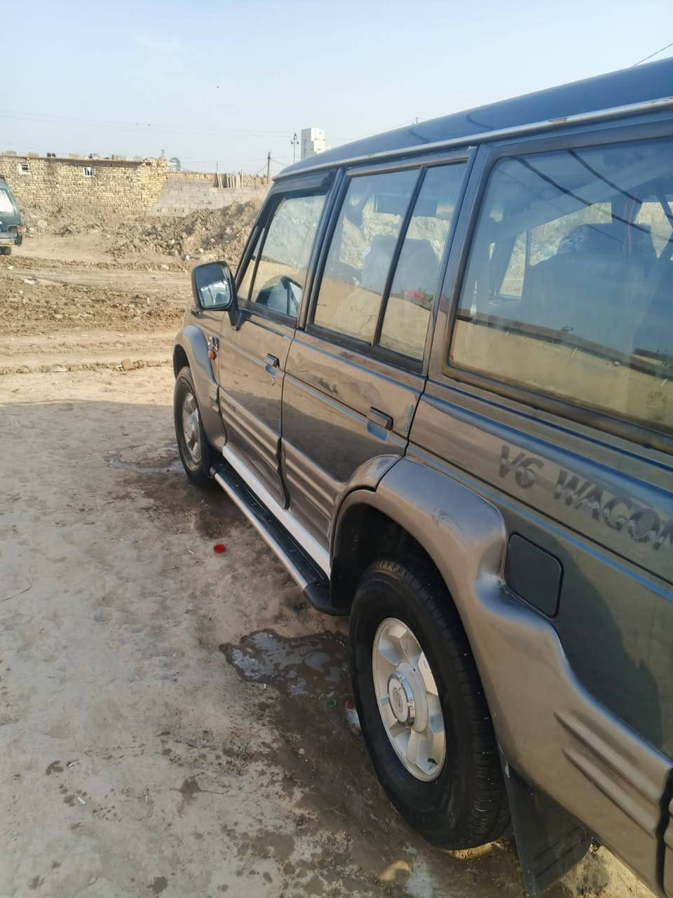 السلام عليكم من رخصت الادمن سياره كالوبر مديل 2000 اصل مكينه وكير بلاد مكينه وكير وحداديه وتخم تاير وكهربائيات كله جديد تبريد ثلج تريد وكاله تريد تحويل سياره جاهزه كفاله عامه السعر 58 وبيه مجال لشراي جاهزه من كلشي وماعايزه كلشي مكان السياره ديوانيه قضاء غماس التصال ع رقم ***********
