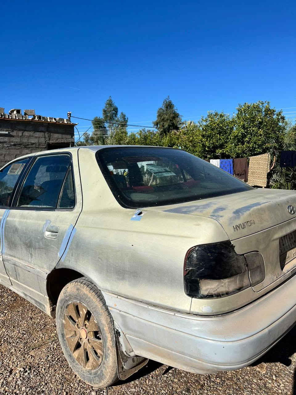 السلام عليكم 
سيارة النترا للبيع موديل 94 محرك لاتبخير ولاتنقيص تخم تاير اخو الجديد السعر 22 ورقة اللي يريدها يتصل على الرقم ***********
