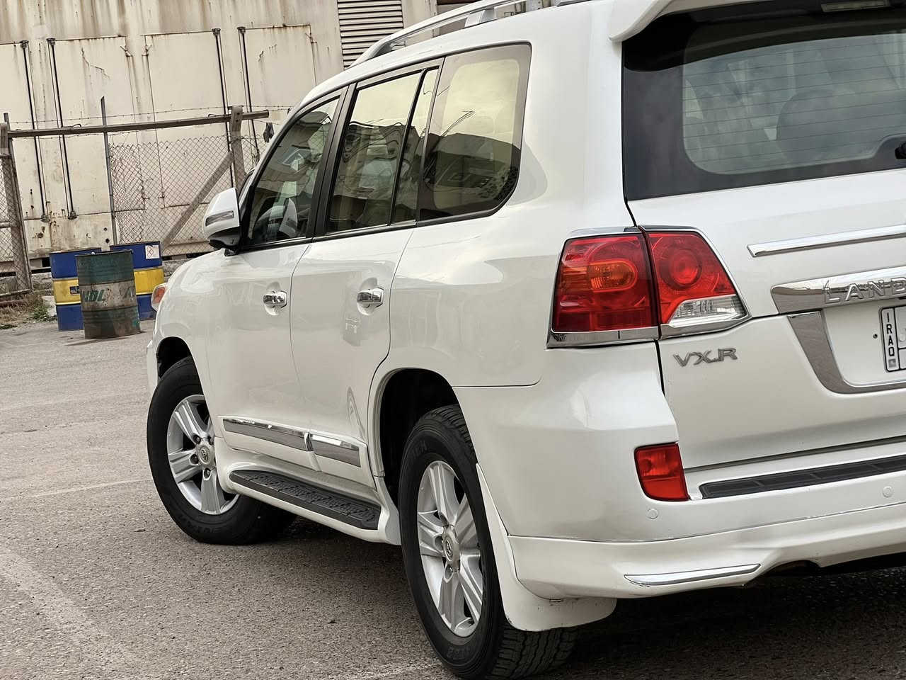 السلام عليكم
لاندكروز13 بريم ٨٥٧٠٠
كدامكم سونار
للاستفسار
‏***********
