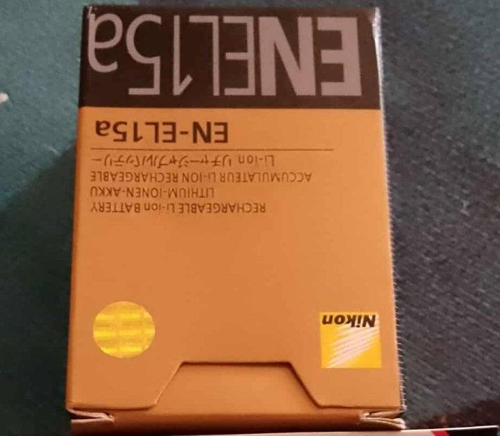 للبيع كامره نيكون D7000جديده نظافه ميه بالميه لاشخط ولازلغ وضع شركه عدستها الاصليه مال الشركه 105/18 ملحقاته الاصليه وياها بطاريه وشاحنه وكيبل شحن وجنطه وحزام كتف سعرها 525الف قفل 

وعندي زوم رياضي سيكما اوتو منول كهربائيّ الاصدار الجديد 300/70 سعره 175الف قفل 

وعندي فلاش كودكس سعره 40الف قفل 

وعندي جلاتين عين عدسه كامره جديد وليس مستخدم سعره 15الف قفل 

وعندي جلاتين كامره جديد وليس مستخدم سعره 25الف قفل 

وعندي بطاريه الاصليه مال الشركه سعرها 25الف قفل 

وعندي هود وقبق عدسه 105/18 جديد وليس مستخدم سعرهن 30الف قفل 

وعندي هود وقبق عدسه 55/18 جديدوليس مستخدم سعرهن 30الف قفل +ادبتر جديد وليس مستخدم سعره 15الف قفل 

وعندي استاند كامره تصوير جديد وليس مستخدم مع جنطه وكتلوكات  سعره 100الف قفل 

ملاحظه // مكاني بابل لايوجد توصيل الشراي يدخل خاص ولايعامل رجاء الاسعار ثابته ابيع شلع كافة المعدات التصوير اعتذر مفرد مابيع


**إذا كنت صاحب هذا الإعلان وتريد حذفه لأي سبب، رجاءا أرسل رسالة إلى الدعم الفني**