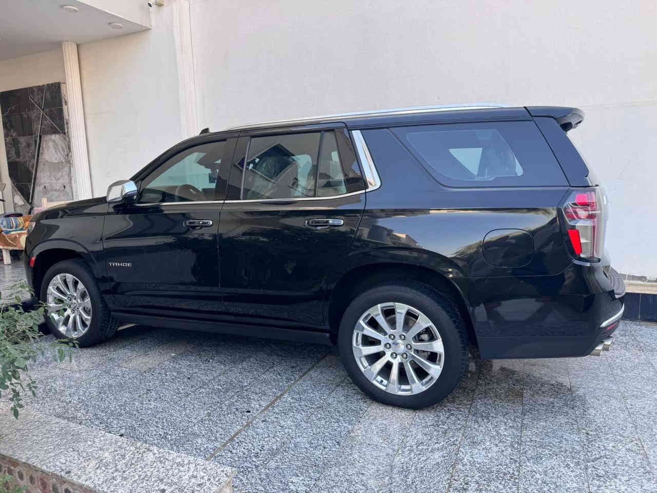 السلام عليكم ورحمة الله للبيع تاهو ٢٠٢٣ برايمر رقم بغداد بأسمي خليجي وكاله المنصور جديده بمعنى الكلمة مغلفه PPF ابو الضمان كفاله عامه لا بارد ولا قطره صبغ ولا شخط ماشيه ٦٥ الف تخم تاير برجستون مال الشركه ٥ كامرات دوسات كهرباء بانوراما كل الكشنات كهرباء ستيرن كهرباء جكات مواصفات البرايمر معروفه سعر السياره ٥٧٥وبيها مجال قليل مكان السياره بالرمادي الشراي يتصل
***********
