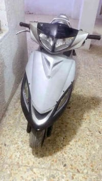 ماكس ١٤٠ الدراجه فول حلوة مكينه تخبل السعر ٣٥٠ مستعجل على بيعتها محتاج...