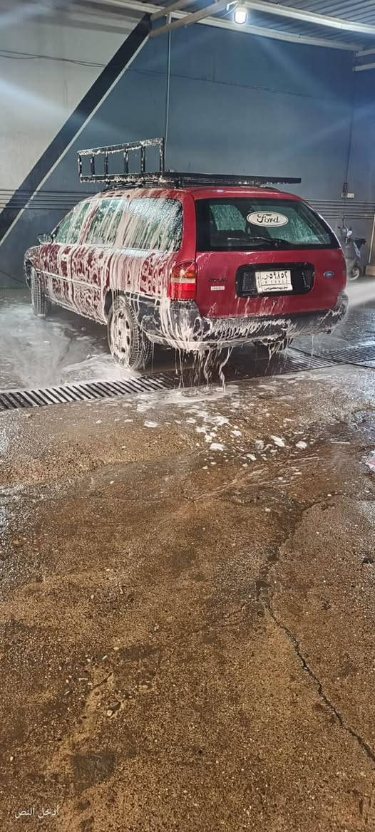 فورد مونديو
كير محرك شرط 
باتري جديد 
رقم نينوى الماني 
شاشة اندرويد وكامرة 
سعر 25 $  وبيها مجال 
اتصل وتدلل 
***********
***********
