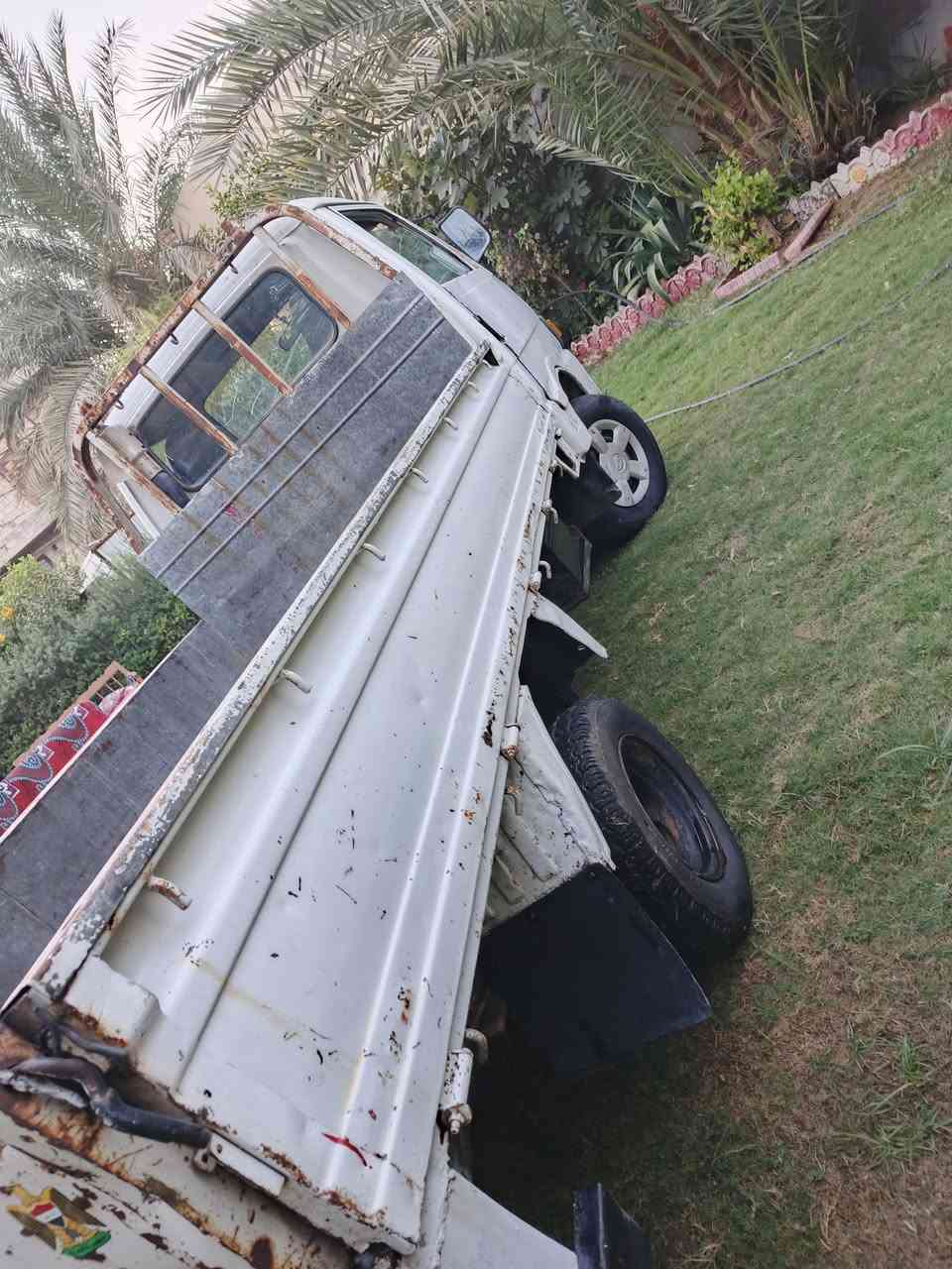 السلام عليكم ورحمه الله وبركاته كية بنكو موديل 94 سيارة كاملة ومكملة كير ومحرك واكسل بشرط مكفول رقم بغداد السعر35وبيها مجال المكان ديالى المقدادية شهربان رقم الهاتف ***********
