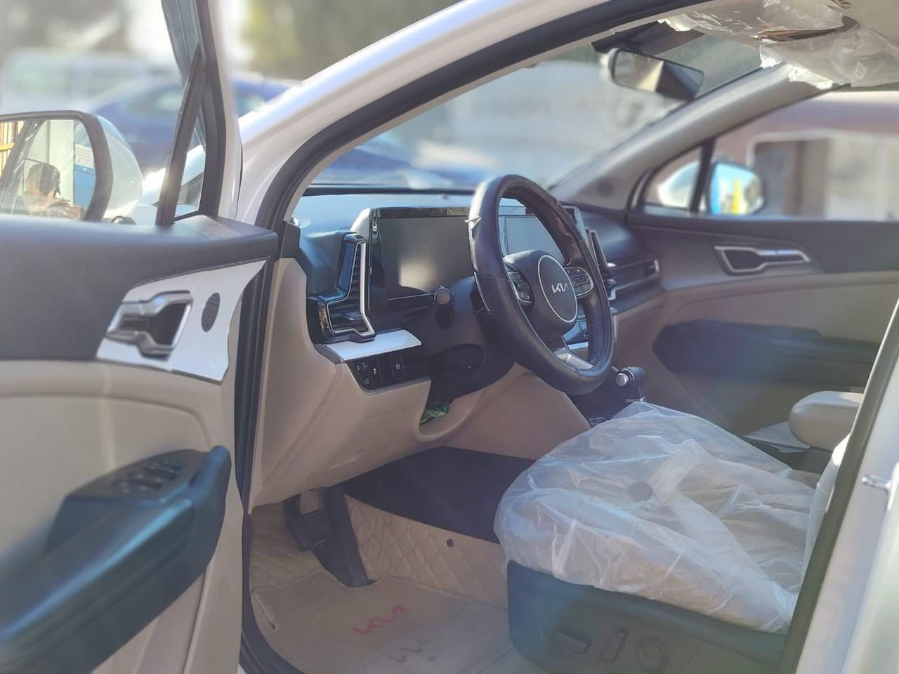 السلام عليكم سبورتج خليجي موديل 23 مكفوله السعر 220 وبيها مجال شي قليل رقم اربيل مكانها بغداد البياع رقم ***********
