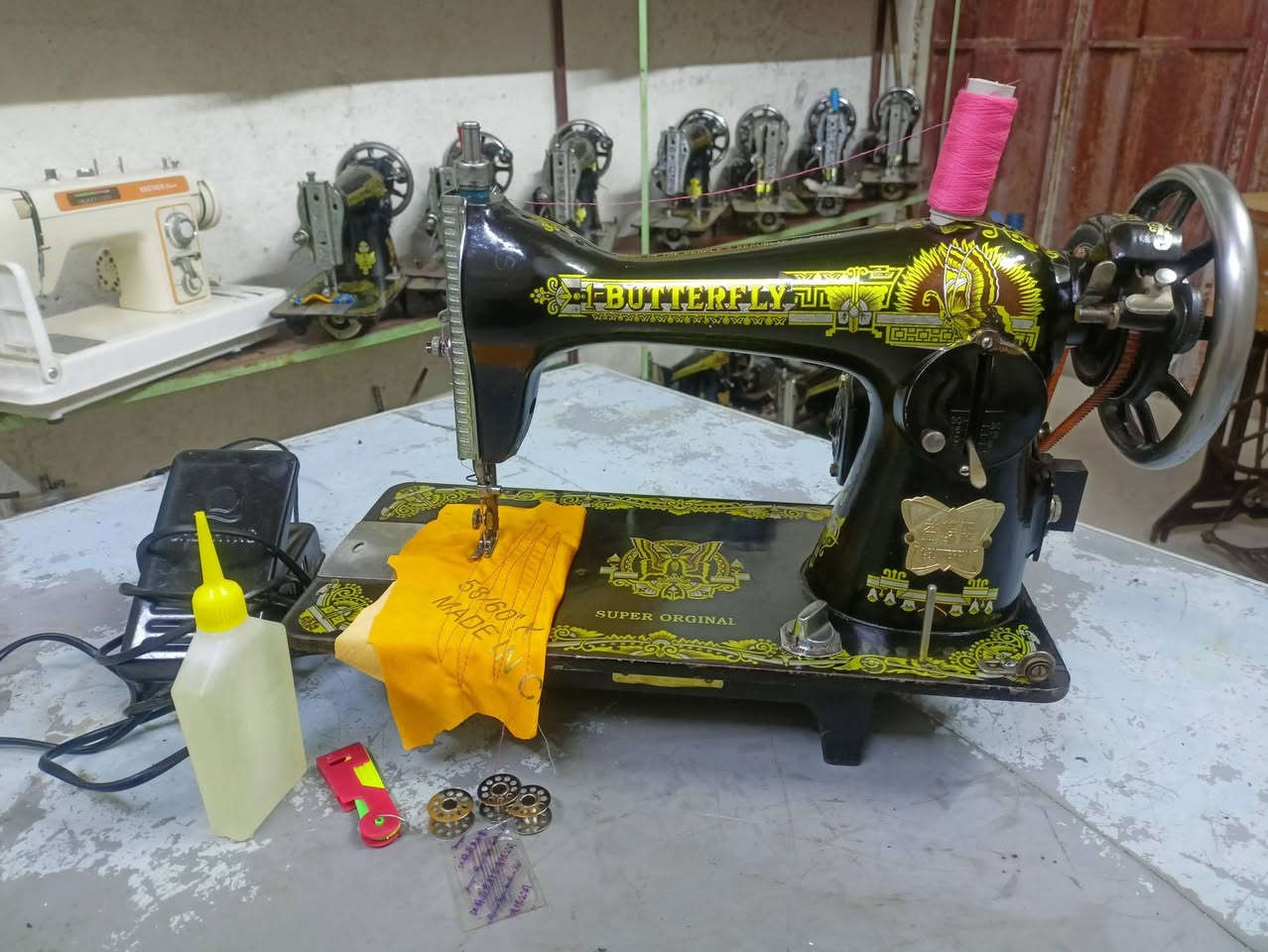 مكينه فراشه من القديمات أتخيط كل أقمشه حت فيزون شرط الفحص صوت ناعم كلش
***********.        .***********
