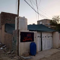 ياالله دار للبيع في حي الجوادين غرب مدرسة القلم عقد زراعي سند 25 يتكون...