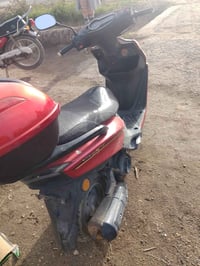 دراجة نارية • للبيع