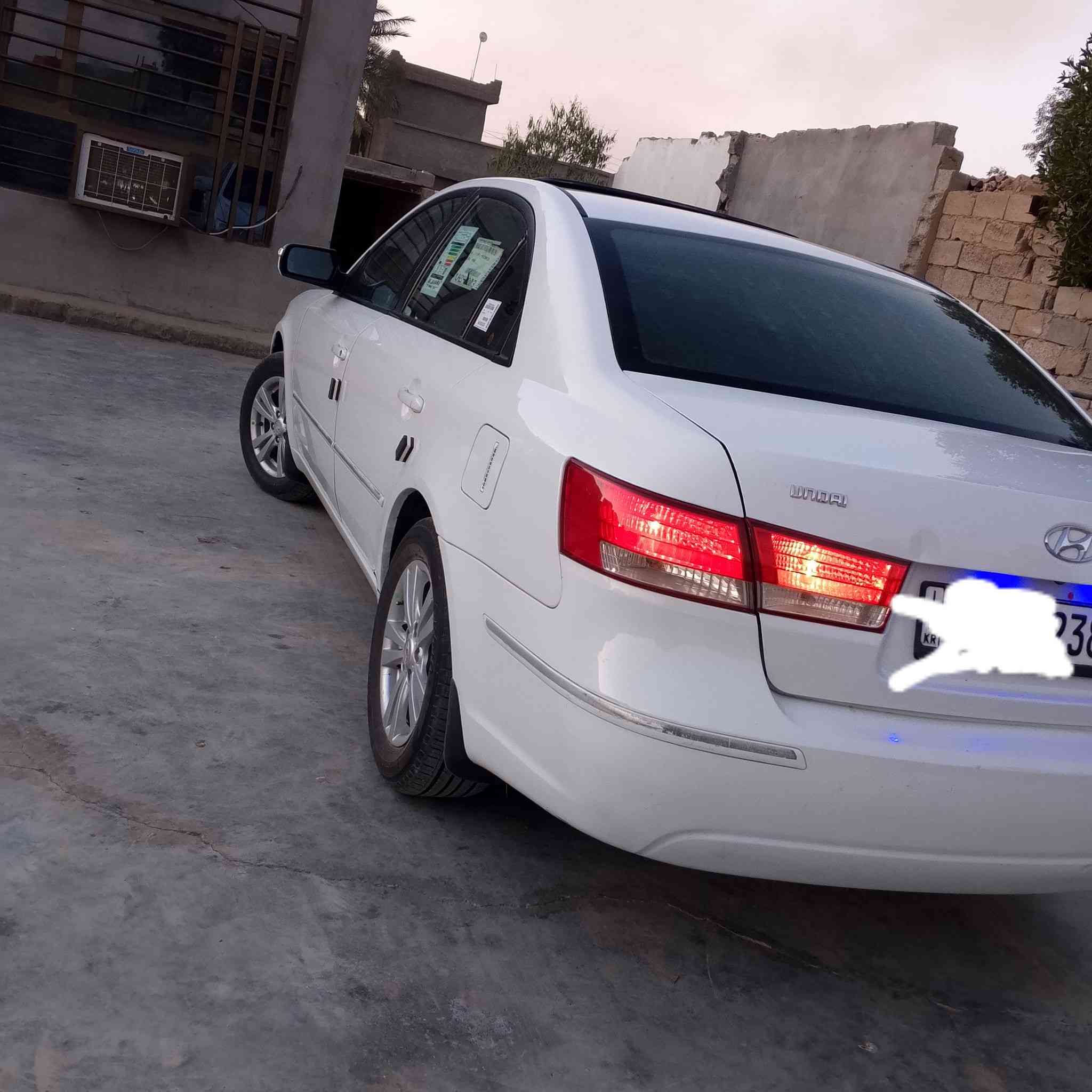 السلام عليكم سوناتا 2011 خليجيه فول مواصفات فتحه شاير بالملل داخل لونين السيارهه  حداديه تبريد تدفئه كهربائيات كفاله عامه محرك 2000 بلادي عالشركه بشرط لا تنقيص ولا تبخير اسم كردي وكاله تحويل هزه جديده سنويه جديده السياره كفاله عامه ما عدا الشبر واحد صبغ العنوان واسط الزبيديه عزيزيه *********** سعر 135
