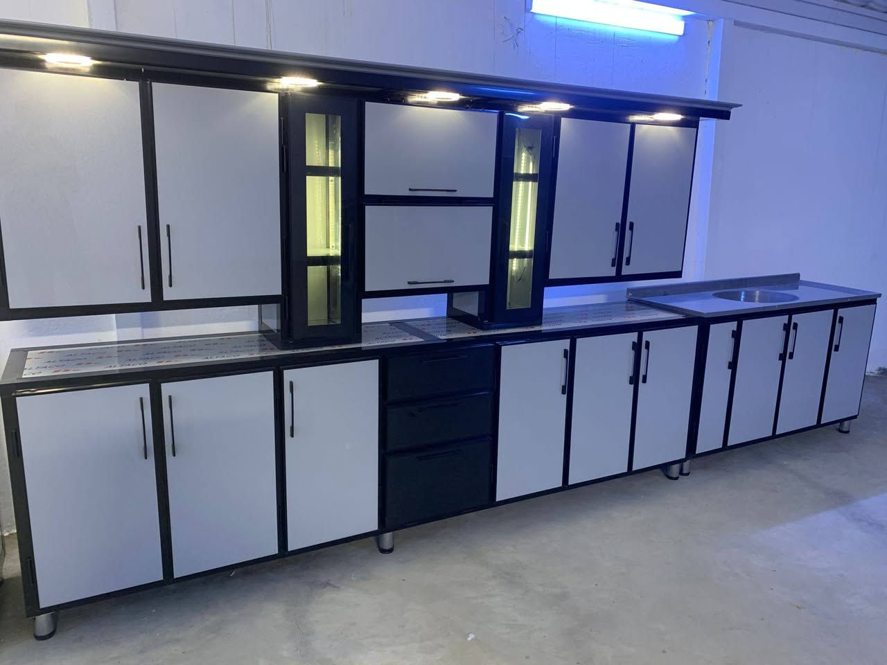 للبيع كاونتر جديد تزكام قياس ٣ متار +سنك مترونص مرمر
السعر والاستفسار *********** أو مراسله على الخاص

العنوان مغربه ب الشيشان الثانيه ب السايدين آخر ستداره
