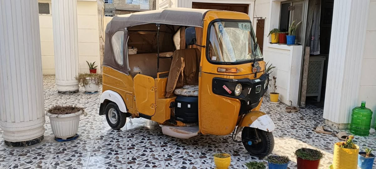 تكتك باجاج 21. مرقم بسمي تحويل ثاني يوم.  كفاله تكتك عله وضع شركه كلشي ممبدل بيهه. عنوان محموديه. ***********
سعر 7800
