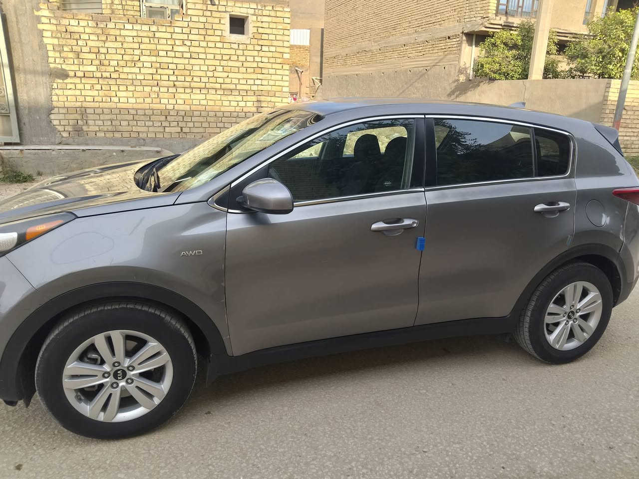 السلام عليكم سبورتج ١٩للبيع واردامريكي مكينه٢٤٠٠رقم بابل بسمي سنوه وهزه جديده حادثها بابين سونار موجود بصور سعر١٥٨مكانها بابل الاسكندريه ***********
