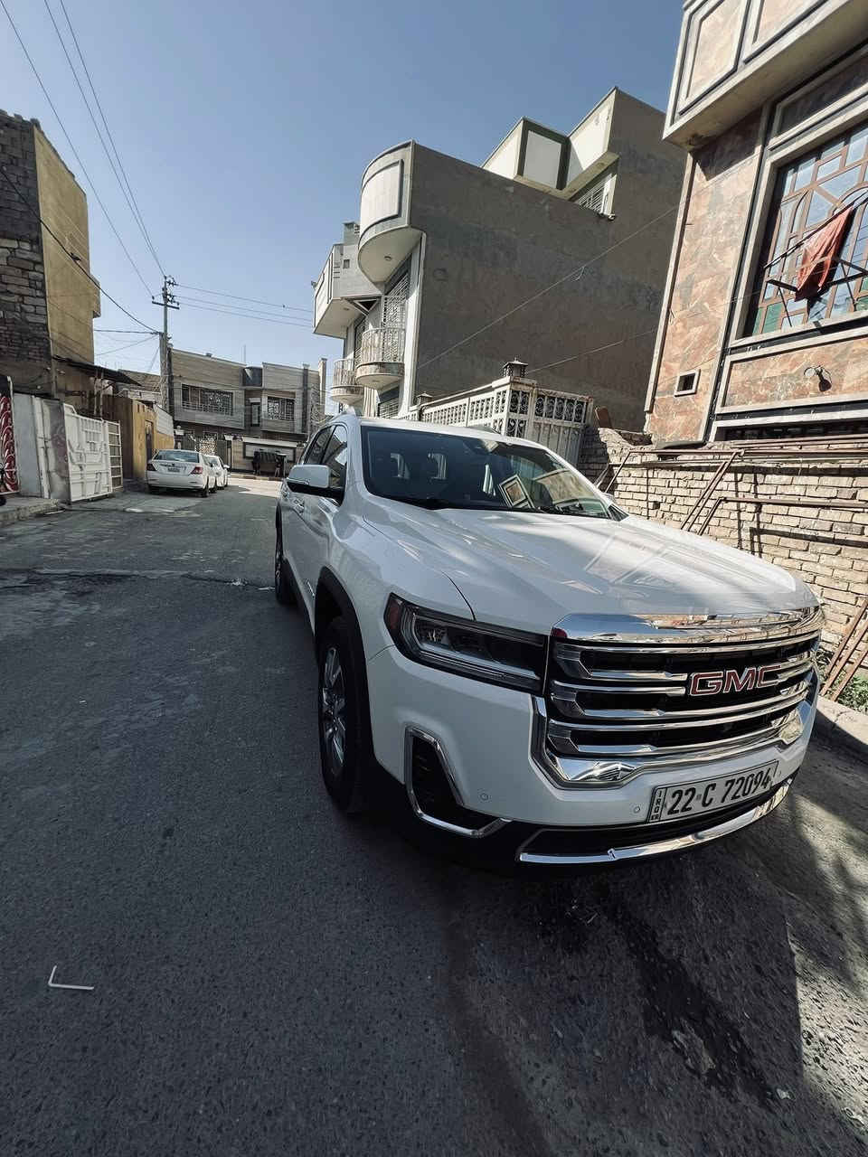 سلام عليكم للبيع GMC Acadia 2020
المواصفات: SLT فول فول مواصفات رادارات حساسه و١٠ كامرات علا البك واليكدام 
محرك 4سلندر تيربو محرك 2500
مثبت سرعه 
تشغيل ودخول ذكي 
7مقاعد عائليه 
اي صبغ ما بيها ولا حادث سياره عروس 
السياره باسمنه 
السياره ماشيه (104الف)
السياره مثل ما كلت اي طخه ما بيها فول فول فول موا صفات vip
السعر : 245 وبي مجال السكن بغداد الدوره 
***********
***********
سبب البيع بناه بيت
