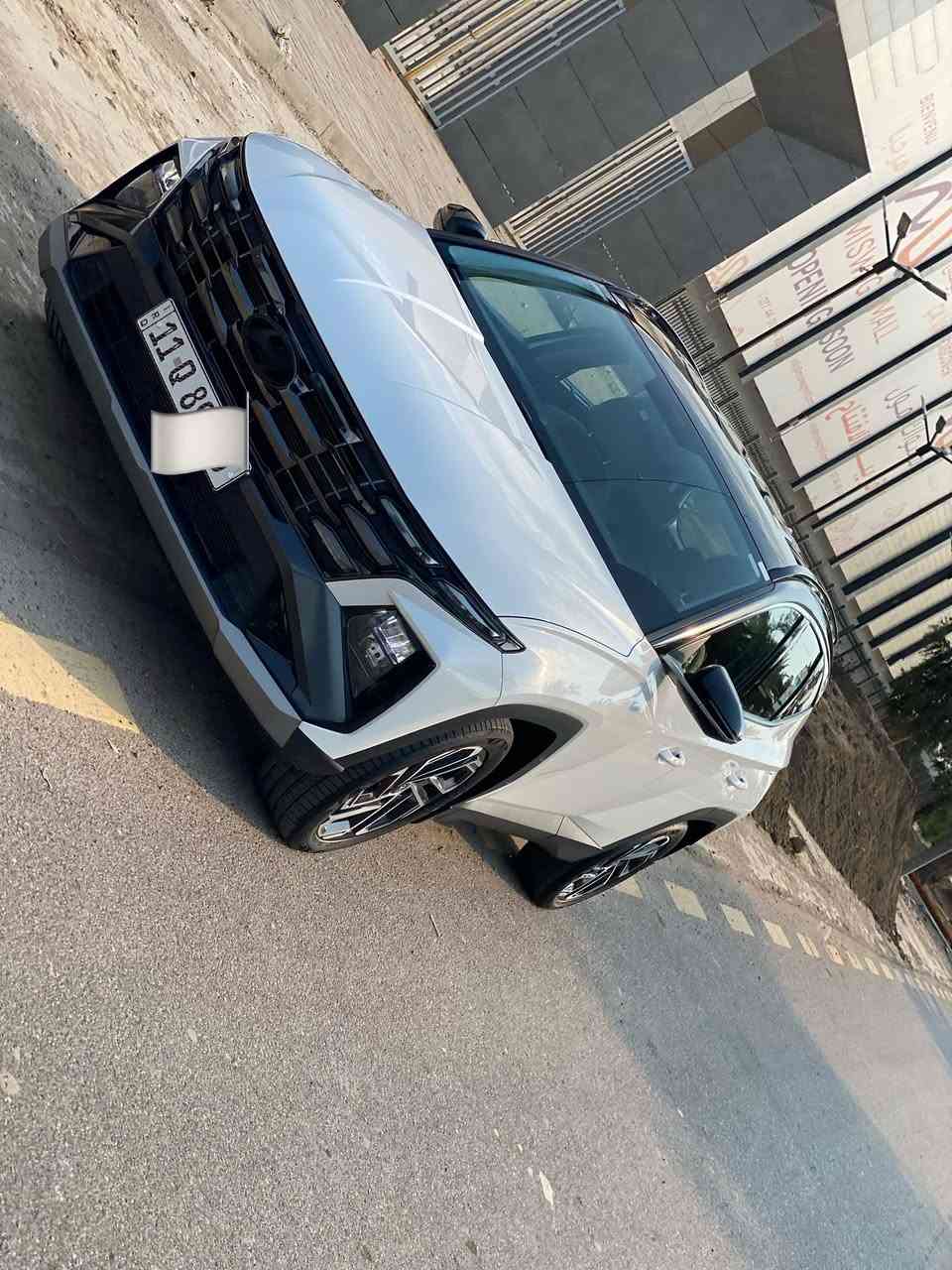 توسان موديل ٢٥ توكلر بغداد
ماشية 11 الف قابلة للزايدة
كفالة عامة السيارة
مواصفات السيارة
بصمة تشغيل 
بصمةأبواب 
جنطة كهرباء 
كشنات كهرباء 
بردات خلفية 
حساس خلفي 
حساس أمامي 
كاميرا دوارة
تشغيل عن بعد السيارة
شاشه متصلة
حساس تايرات 
شاشه رقمية
سايد بريك دگمه 
فووول تحكم استرين 
وضعيات قيادة مختلفة
المكان بغداد
للاستفسار 
***********
