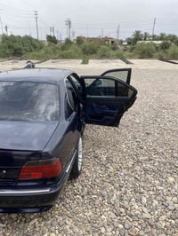 خفاش موديل ٩٥محدث ٢٠٠٠محرك ٤٠ كير تمساح جاهزة من كلشي  للبيع فقط السعر...