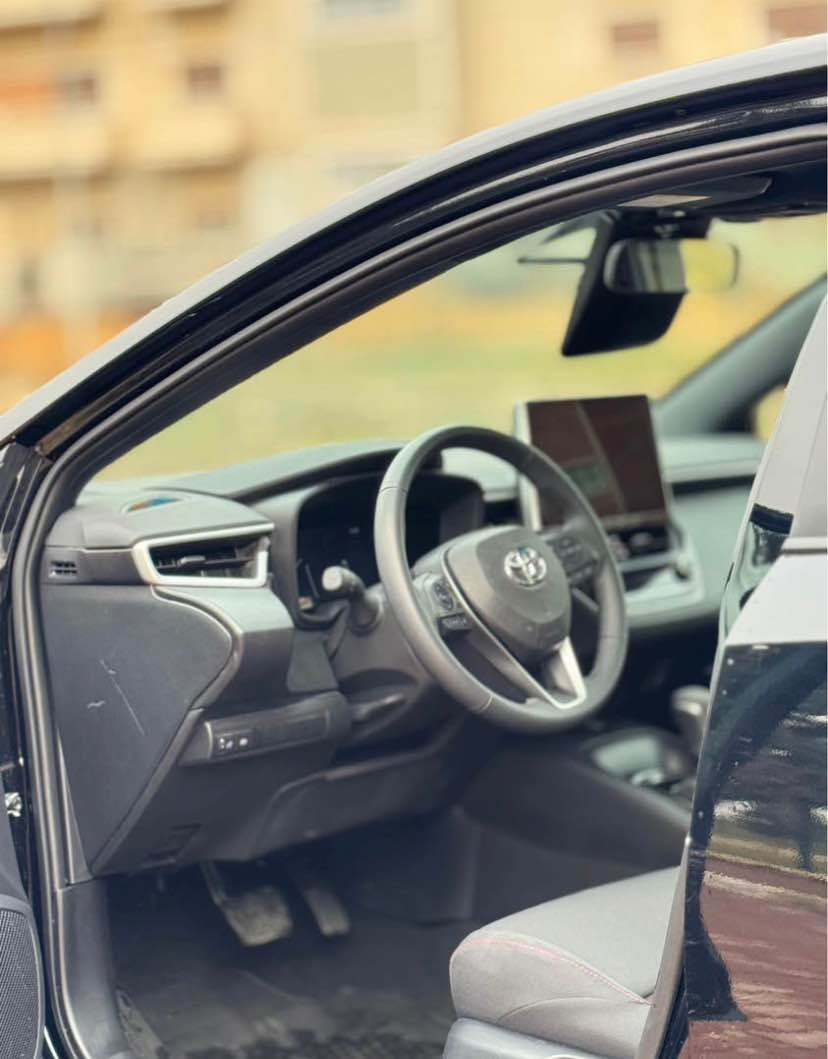 تويوتا كرولا 2025
فول فول سيلايت / فتحة
مواصفات SE بلاك توب
بصمة
داخل احمر
شاشة
كاميرا
رادار امامي و جانبي
خط مسار
لايت زينون
سبورت مود
بريك إلكتروني
فول تحكم ستيرن
ويل كروم
ماشي : 2000ميل صفر
عنوان : عقره
سعر : $145
صبغ : بس بونت
رقم تلفون و واتساب *********** اكر, نينوى
