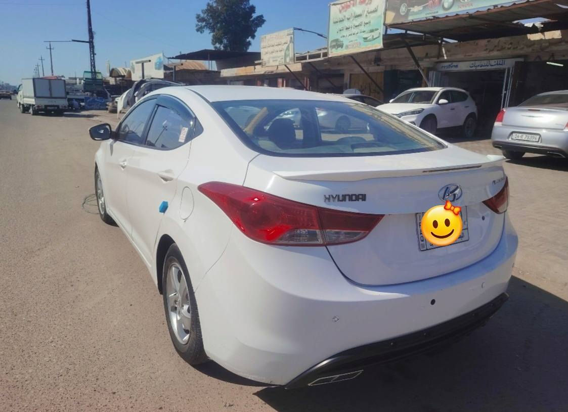 سلام عليكم النترا مديل 12خليجي فول رقم بصره تحويل مباشر  محرك دوش 1800 محرك كير كفاله بيه رشات صبغ جهة باب السايق والباقي كفاله سعر 95وبيه مجال مكاني بصره الدير ***********
