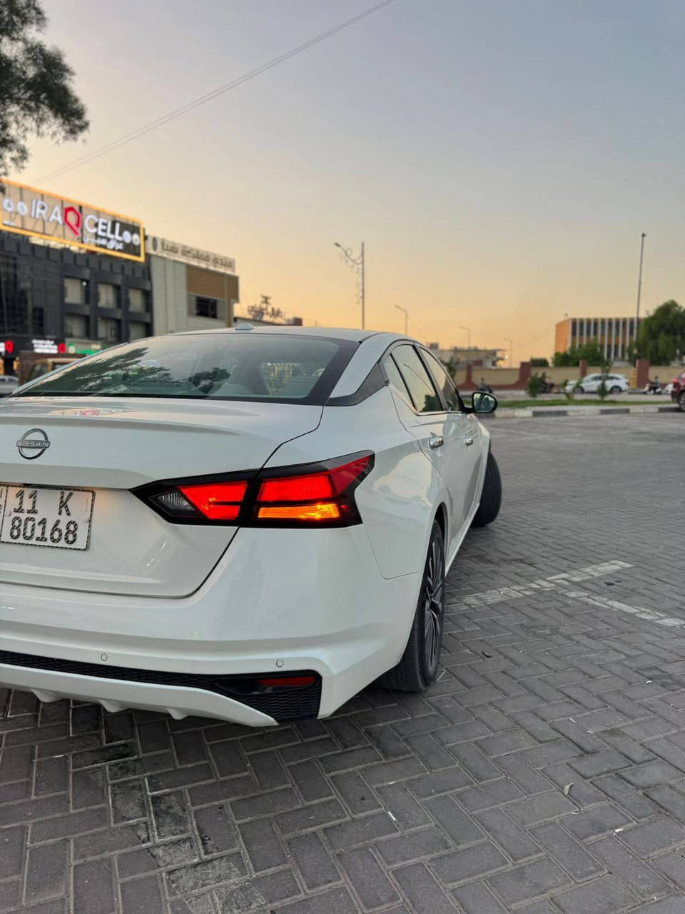 نيسان التيما موديل 2025 مواصفات Sv رقم بغداد حادث موضح بالصور تبديل جاملغ فقط بدون دواخل السعر 180 بيها مجال بسيط جداً مكاني كربلاء للاستفسار اكثر***********
