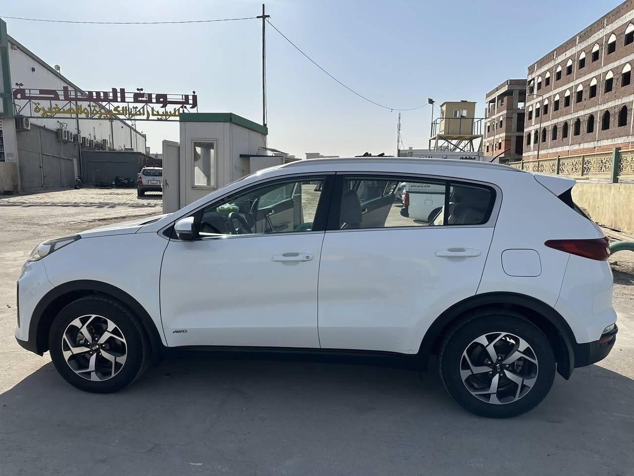 سبورتج 2020 AWD
خليجي كفالة عامة
رقم اربيل تريد وكالة تريد تحويل موجود
بيها بارد بسيط جهة السكن
ماشية ١٤٧ كيلو
نظافة فول 
اشاير بالمري
فول تحكم ستيرن
كروز مثبت سرعة
نضام سياقة سبورت وايكو ونورمال
نضام نزول منحدرات
5 ويلات 
كامرة خلفية
حساسات خلفية
وكلشي واضح بالصور
السعر ١٧٧


**إذا كنت صاحب هذا الإعلان وتريد حذفه لأي سبب، رجاءا أرسل رسالة إلى الدعم الفني**