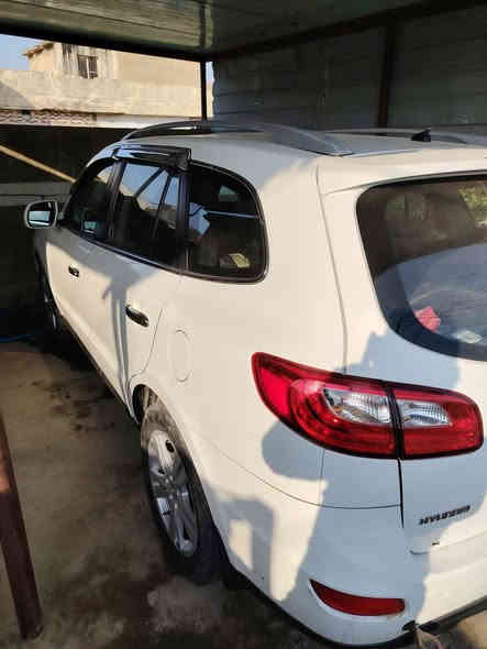 سيارة سنتافي موديل ٢٠١٢ سبعة راكب رقم بغداد مشروع وطني مع سونار السيارة
السعر ١٦٥
الاتصال ***********
