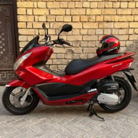 للبيع دراجة pcx  ياباني جيل اول  مال مزاد نازلة وكالة لون مميز احمر او...