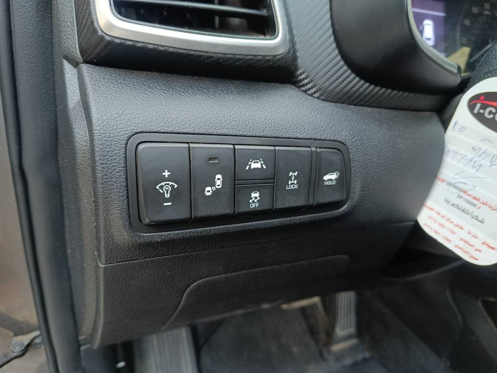 سلام عليكم توسان 2020 وارد امريكي حادث جاملغ وبنيد ايمن فول مواصفات عدا الفتحه فورويل بصمه كشنات كهرباء صندوق كهرباء رادارات سايد بريك بصمه  هواي مواصفات بيه ماشيه 49 مكينه كير بل جيس مكينه 2400 رقم بغداد بسمي هزه جديده بغداد, العراق


**إذا كنت صاحب هذا الإعلان وتريد حذفه لأي سبب، رجاءا أرسل رسالة إلى الدعم الفني**