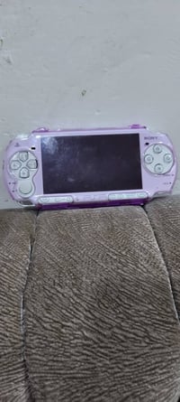 PSP ٢٠٠٠ • مهكر • ذاكرة ٦٤
