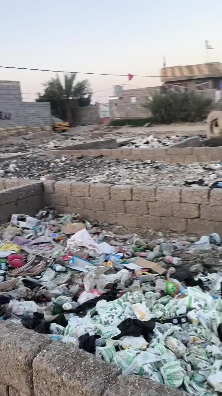 قطعه البيع العنوان الشطره البدعه خلف محطة الغاز على طريق الساده المشروع المساحه 240 جميع خدمات الكهرباء والماء متوفره + مقابيل الشارع تبليط 
التواصل ***********
