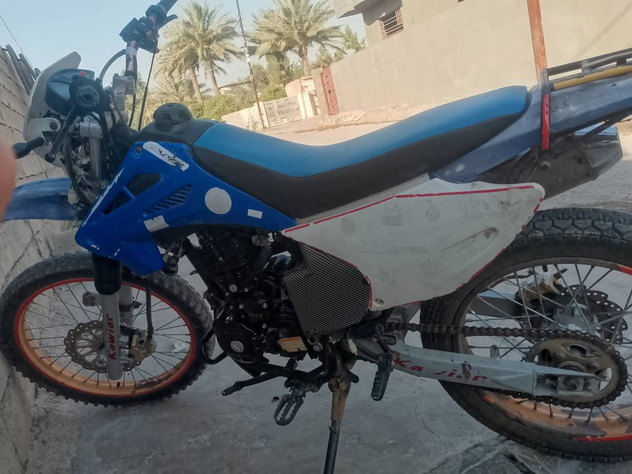 سلام عليكم دراجة قفاز مكينه 250C درجة كامله ما ناقصهة بس باتري موديل.24 مستعجل عله بيعتهة شراي اتصل ‏‪***********‬‏ أو خاص
